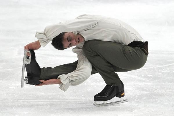 Javier Raya no competirá en los europeos por problemas físicos - HIELO ESPAÑOL