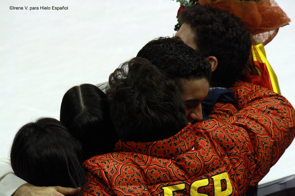 Javier Fernández reina en Europa - HIELO ESPAÑOL