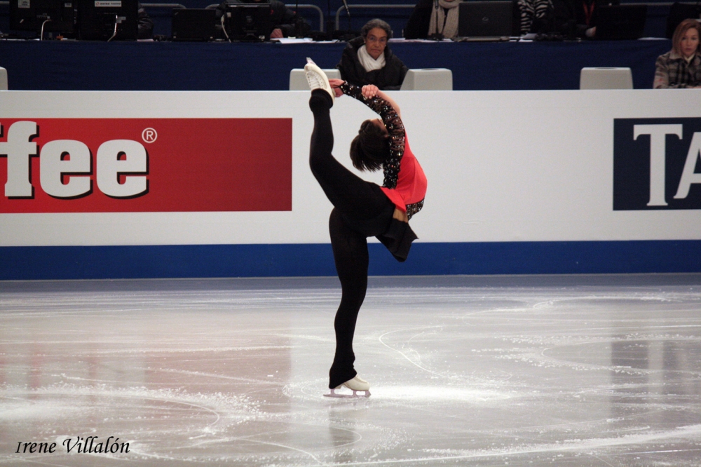 Marta García se gradúa con honores en su debut europeo - HIELO ESPAÑOL