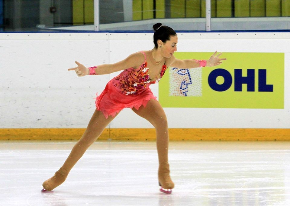 Ni María Martínez ni Elena Mangas logran la mínima para el mundial júnior - HIELO ESPAÑOL