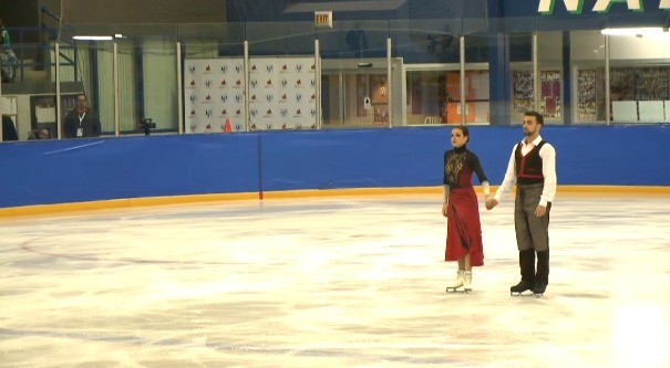 Hurtado y Díaz, terceros tras la primera jornada del Skate Canada Autumn Classic - HIELO ESPAÑOL