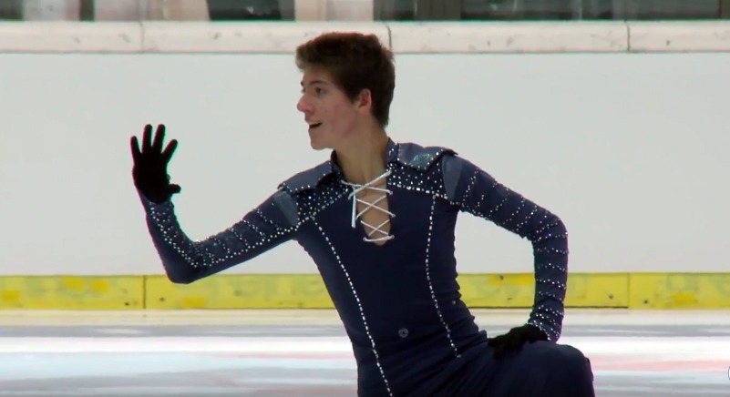 Aleix Gabara evidencia gran talento en su debut en el Grand Prix Júnior - HIELO ESPAÑOL