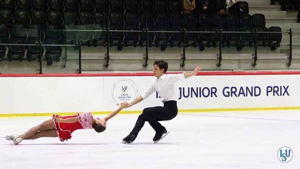 Broda & Betegón logran las mínimas mundiales en su debut internacional - HIELO ESPAÑOL