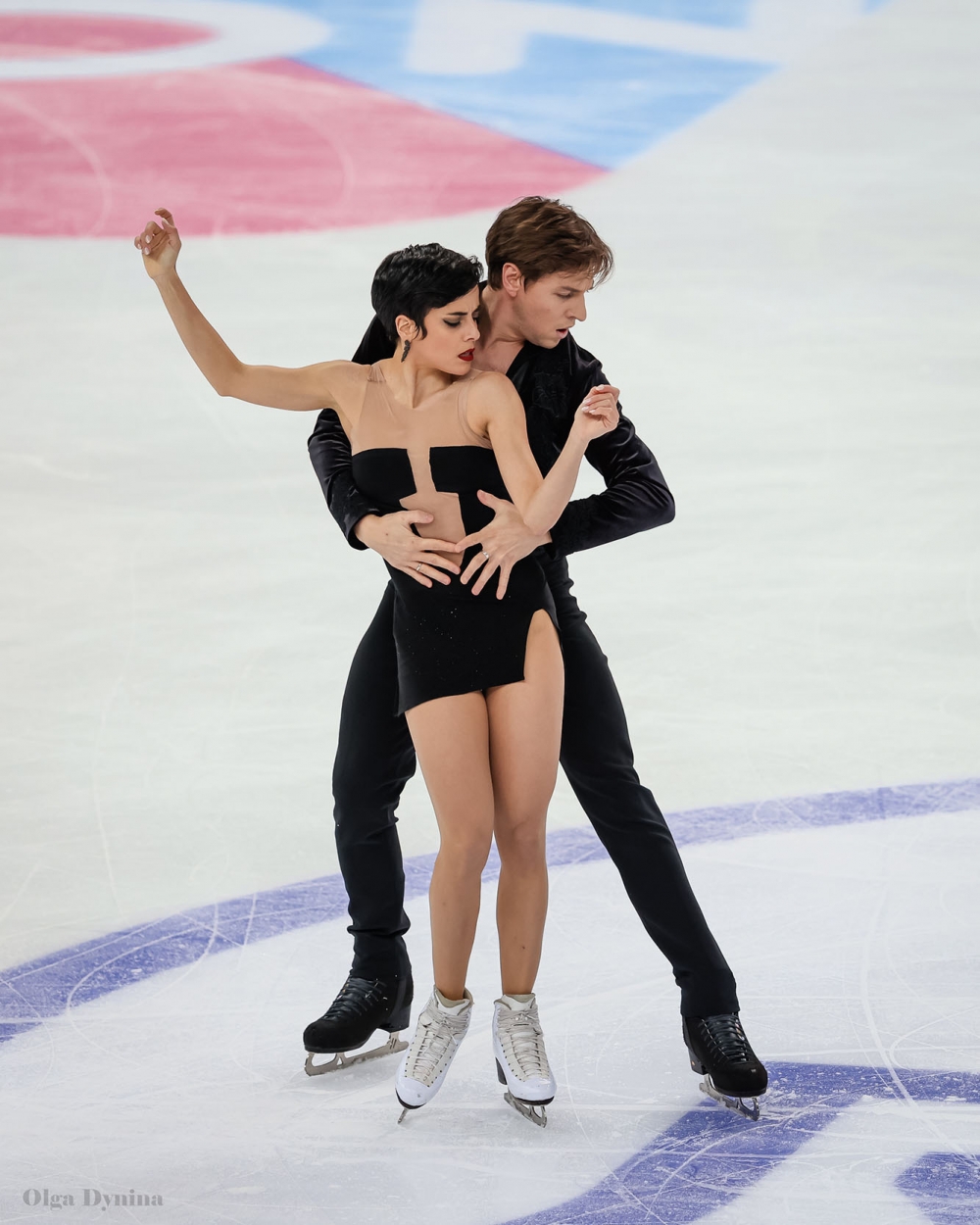 Sara Hurtado & Kirill Jalyavin acaban cuartos en la Rostelecom Cup - HIELO ESPAÑOL