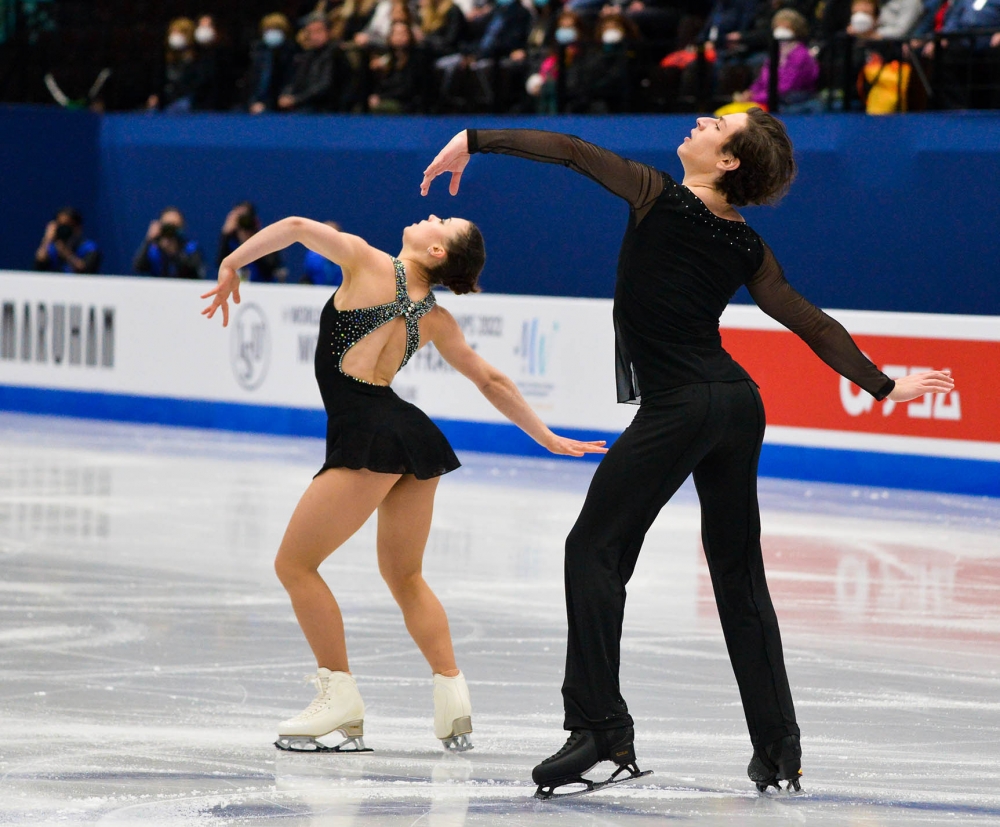 Dorota Broda & Pedro Betegón acaban undécimos en su primera experiencia mundial - HIELO ESPAÑOL