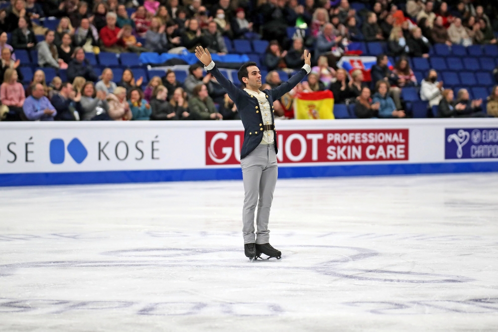 Tomás Guarino da un salto de calidad y acaba duodécimo en el europeo - HIELO ESPAÑOL