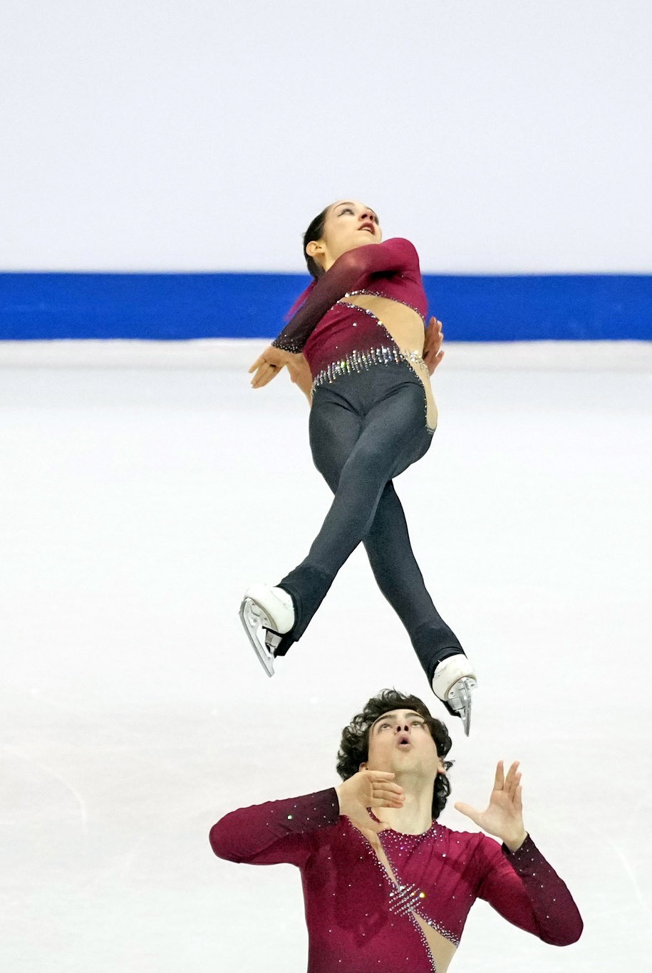 España aumenta su participación, pero no llega a las finales del mundial júnior - HIELO ESPAÑOL