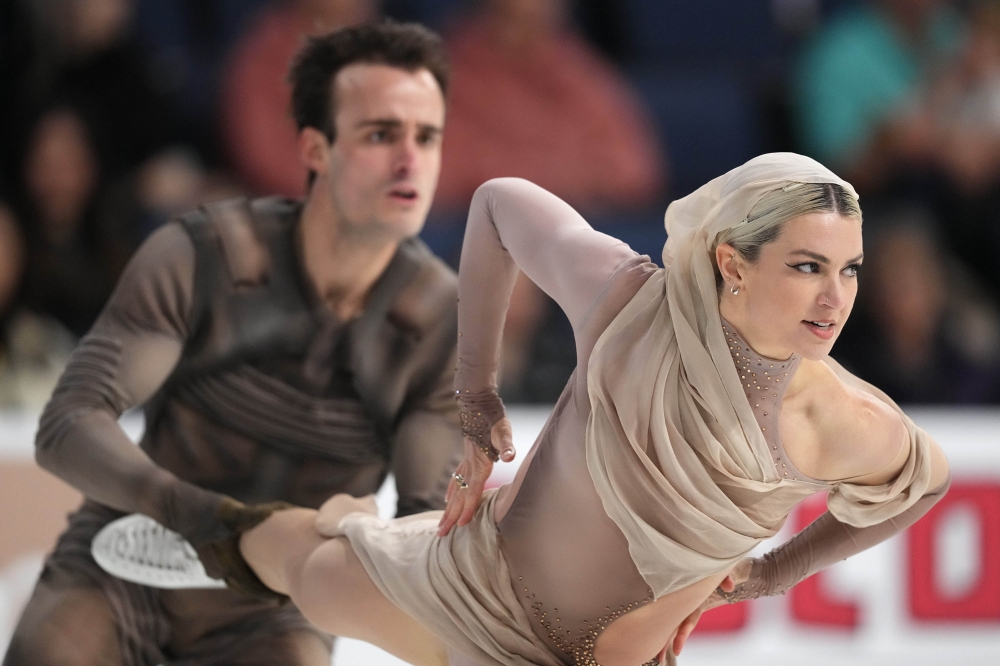 Olivia Smart & Tim Dieck se cuelgan el bronce en el Skate America - HIELO ESPAÑOL