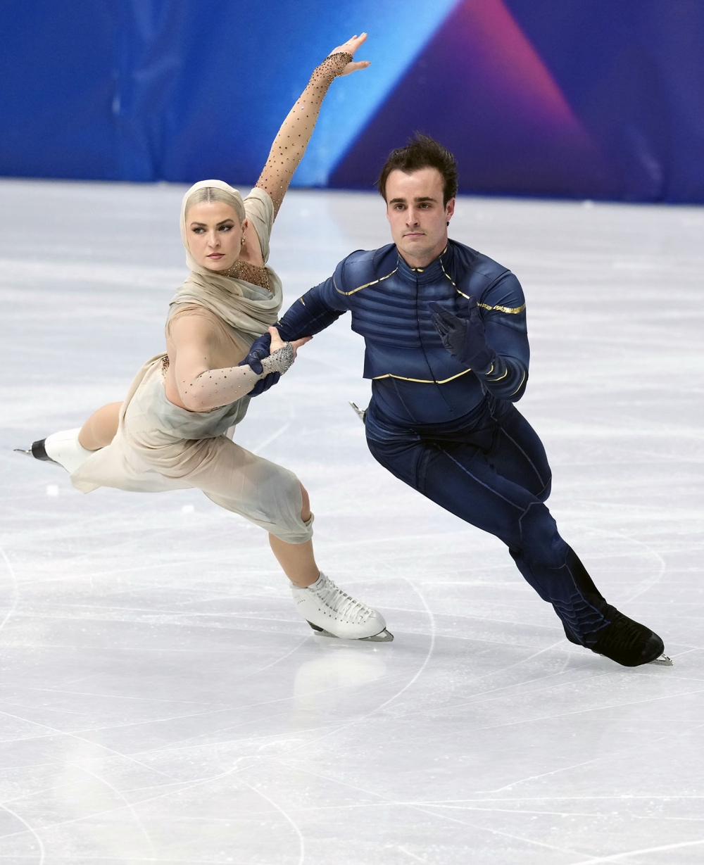 Olivia Smart & Tim Dieck, a las puertas del diploma olímpico con récord nacional - HIELO ESPAÑOL